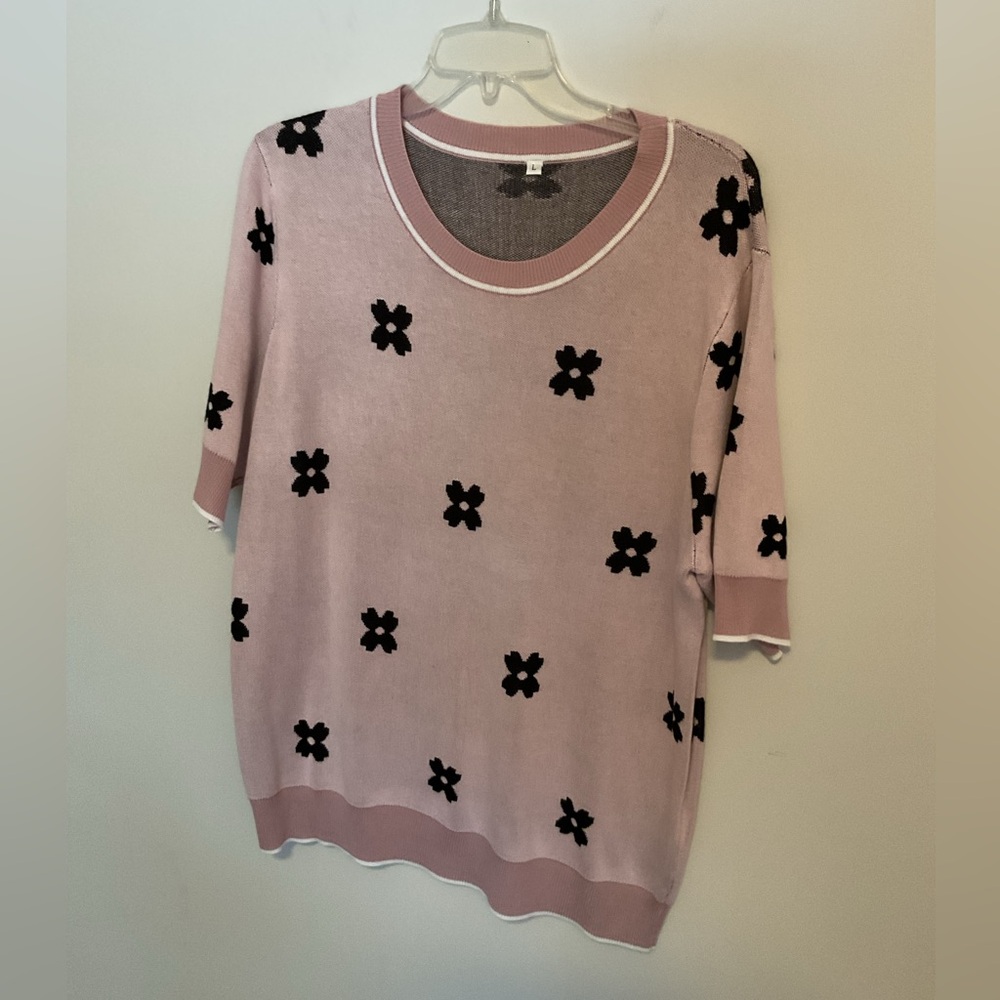 Pink Floral Women's Lightweight Sweater